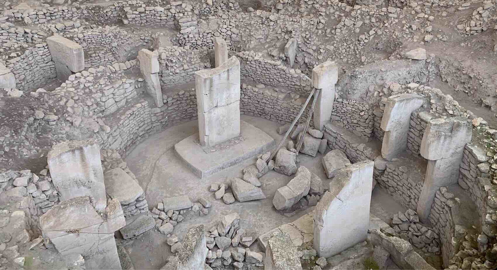 Strange Waves, Alien Oceans, and a Major Discovery at Göbekli Tepe—The Latest from The Debrief